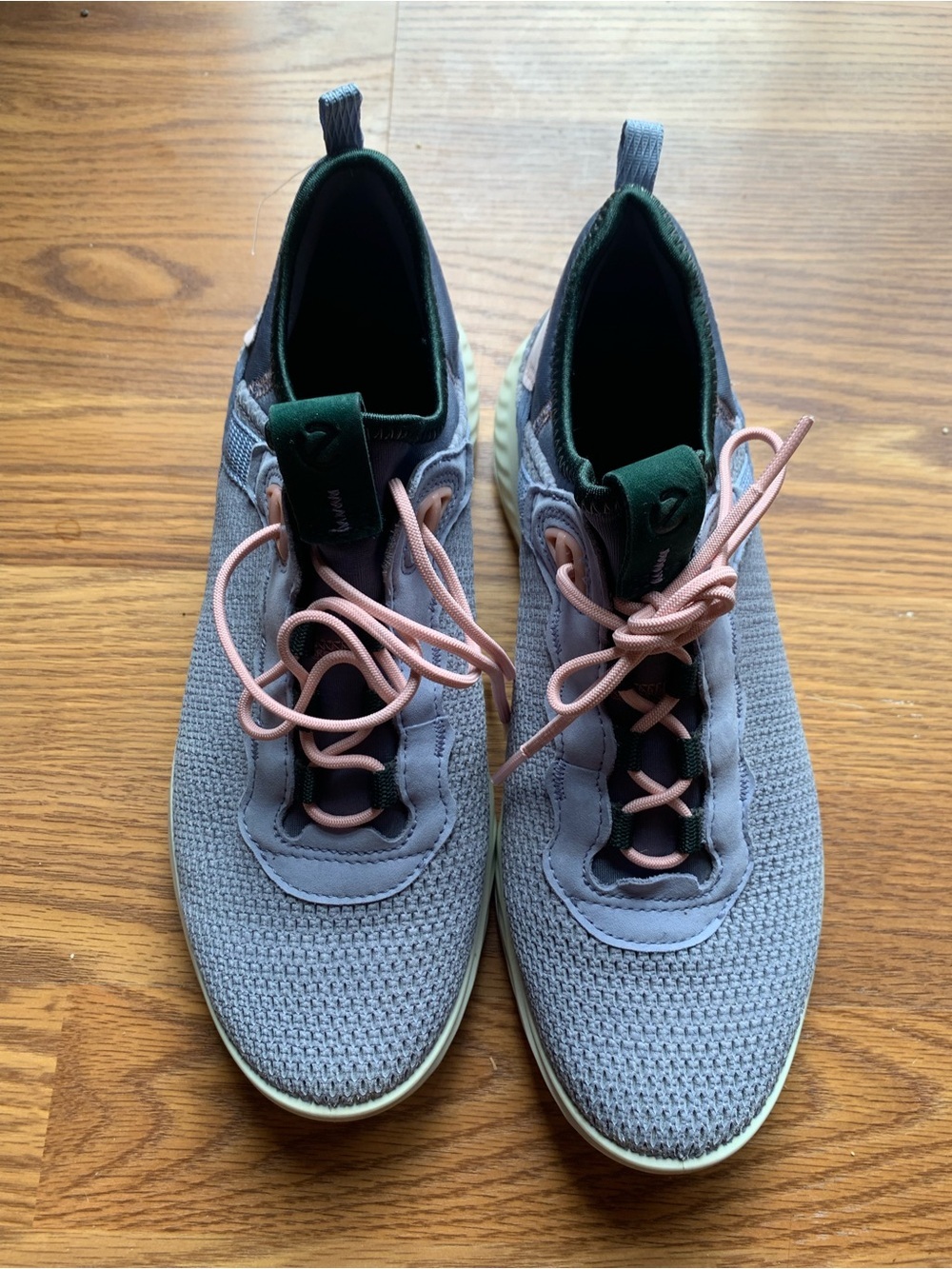 Ecco Women's Size 7 Shoes Sneaker Athletic Running Footwear Casual Purple